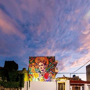 Dewl Estudios & Residences : The Kahlo